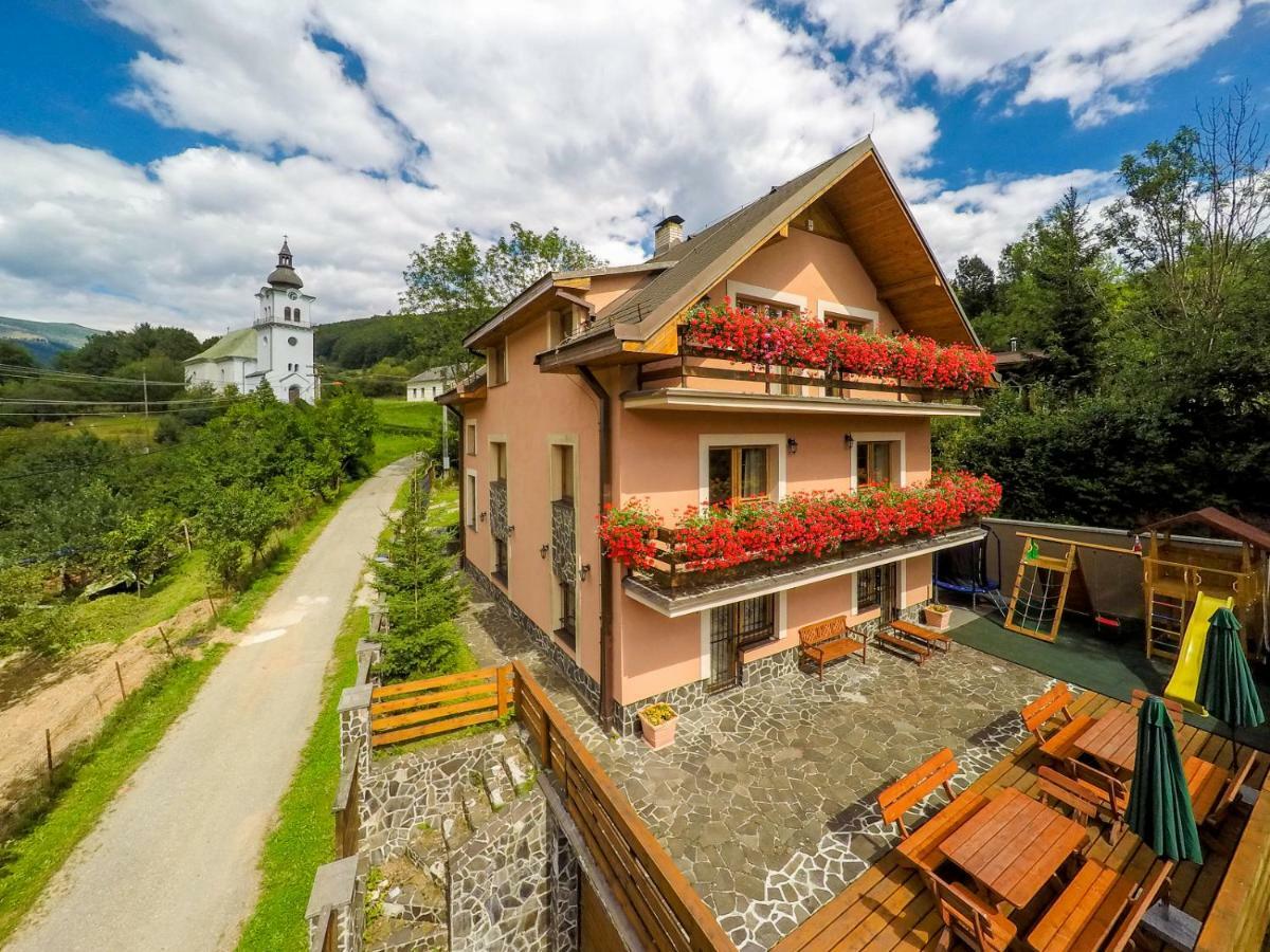 Holiday Home Skalka Myto pod Dumbierom Exterior photo